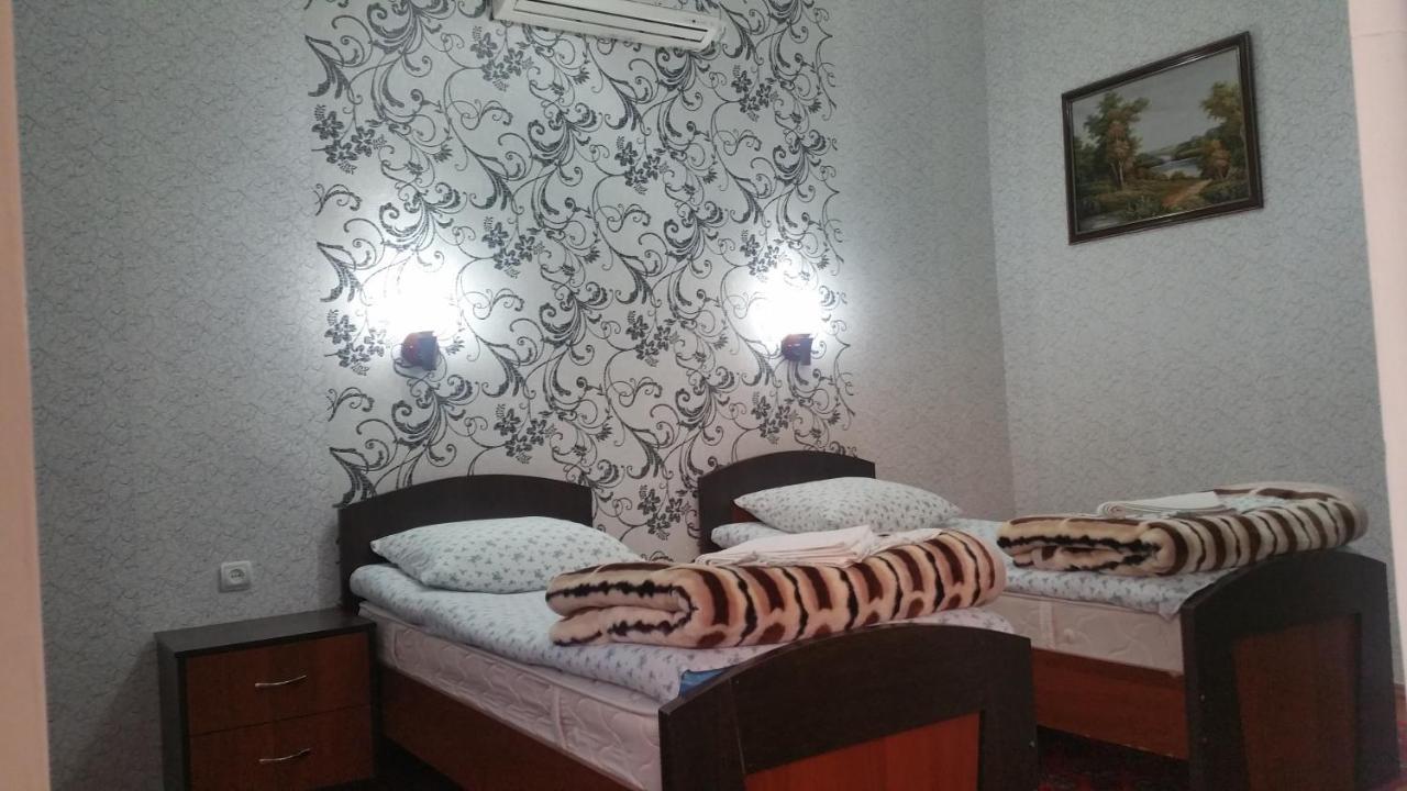 Gulnara Guesthouse Tashkent Bagian luar foto