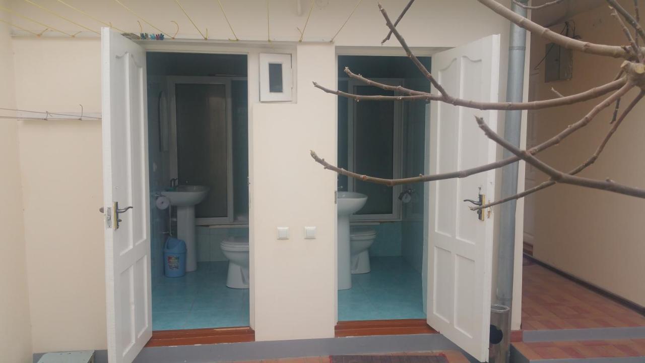 Gulnara Guesthouse Tashkent Bagian luar foto